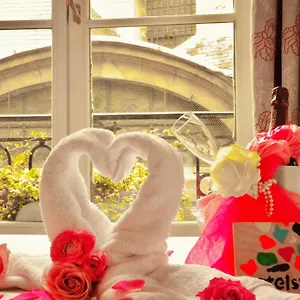 Отель Le Relais Saint Sulpice ****